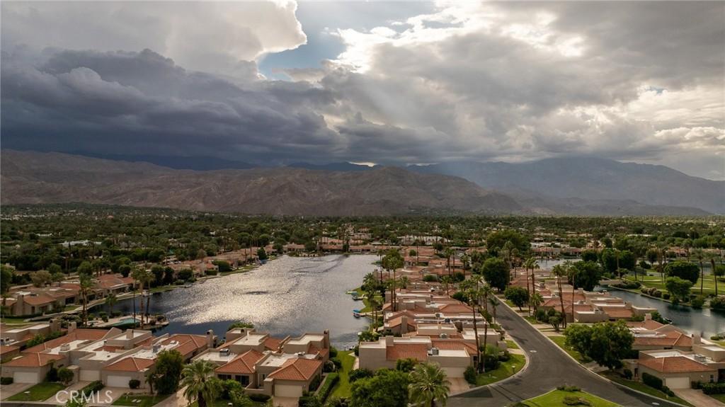 MLS #OC25159227 image #0