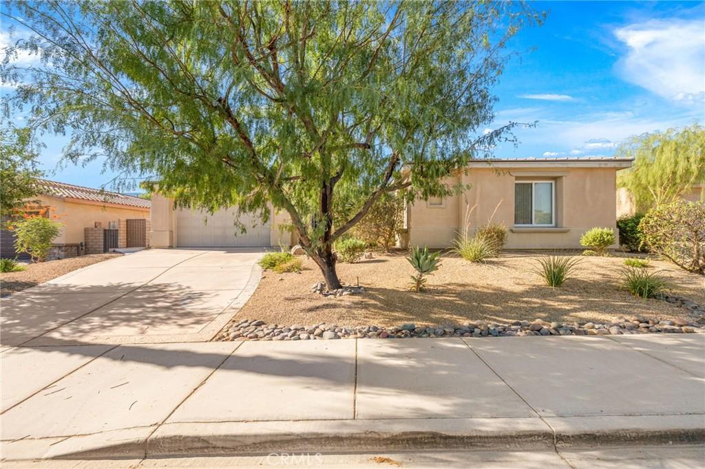 MLS #OC25198586 image #0