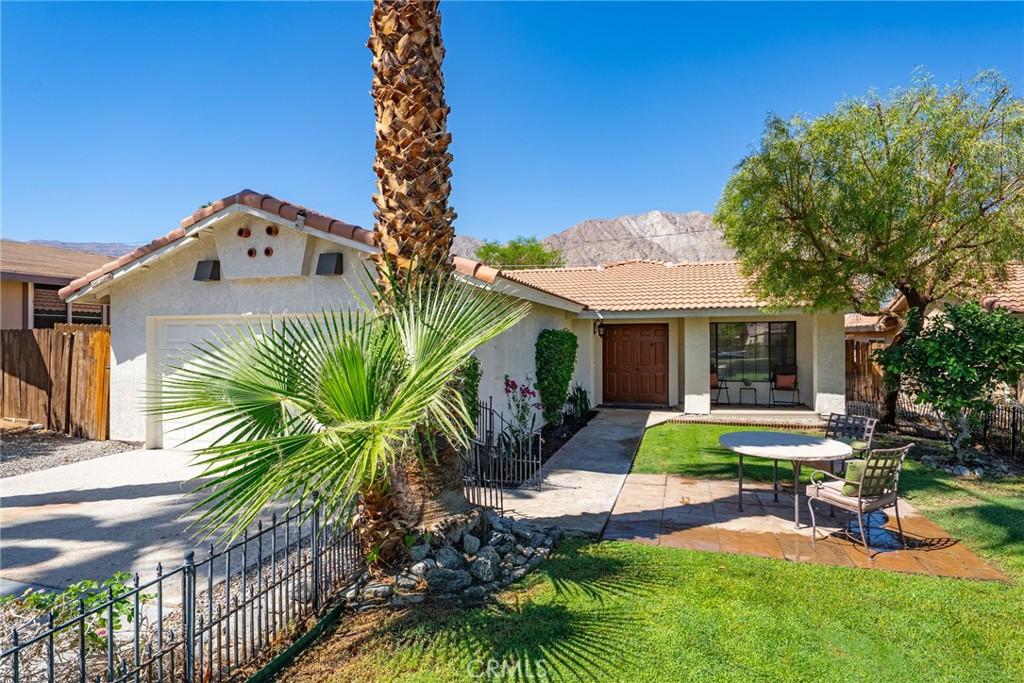 MLS #OC25215875 image #0
