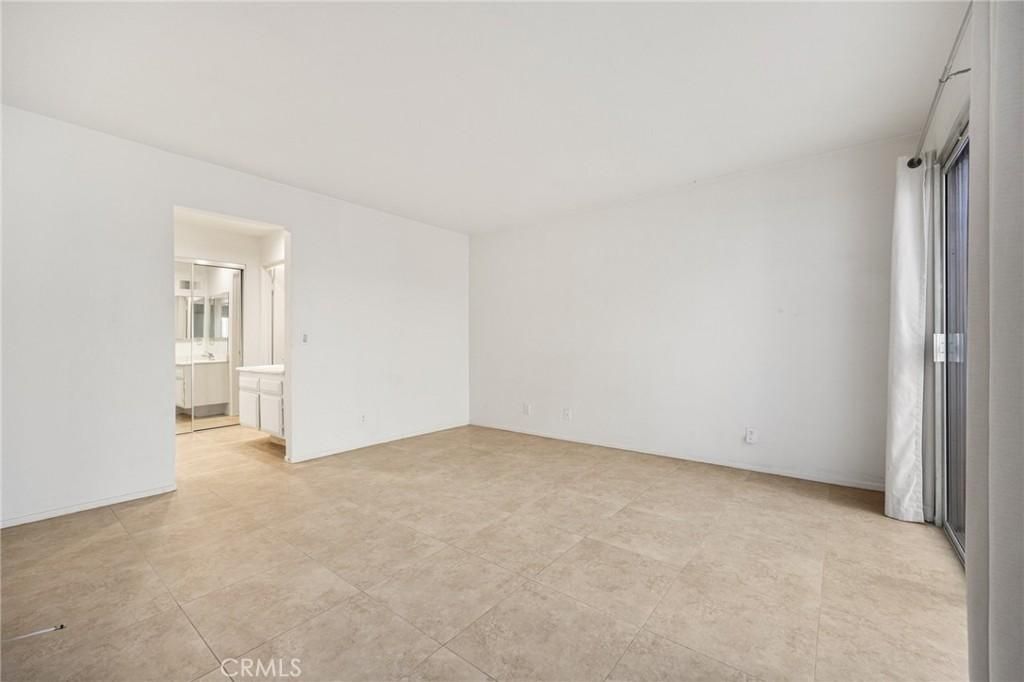MLS #PW25138575 image #0