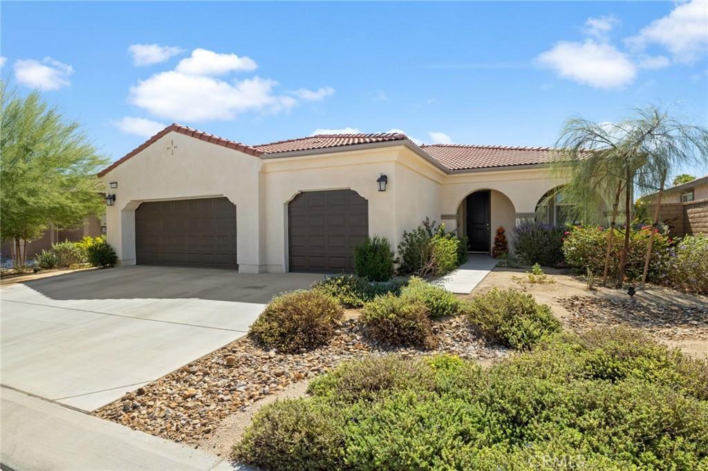 MLS #PW25230340 image #0