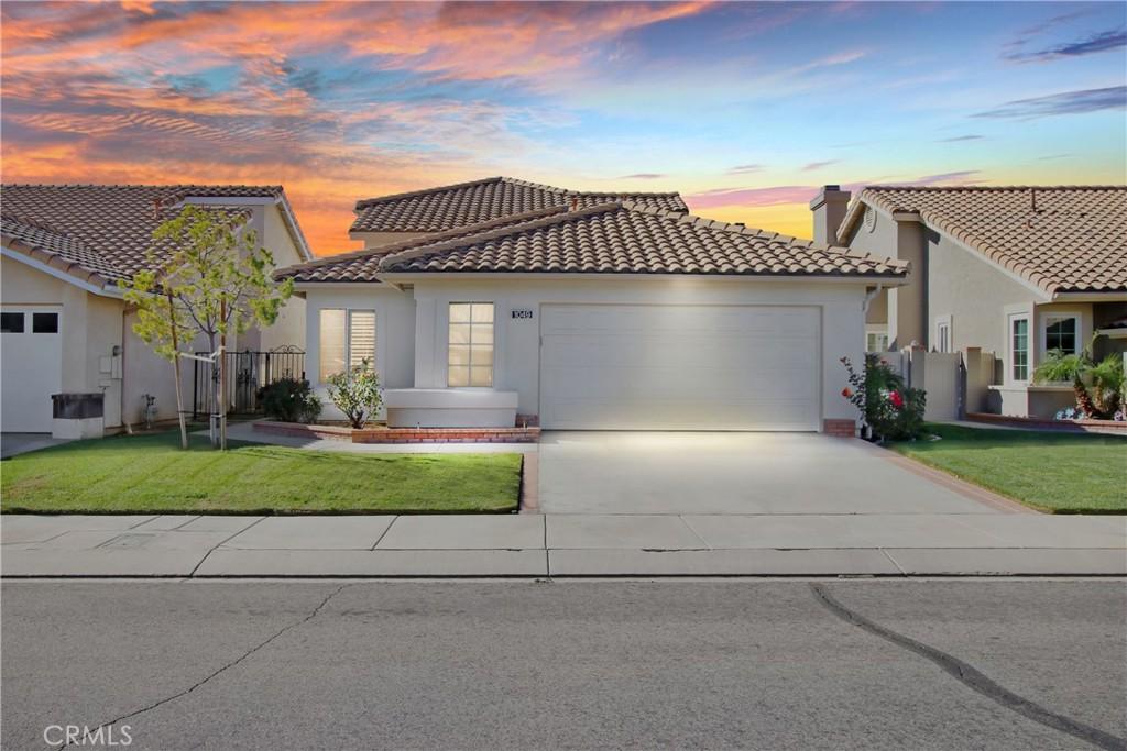 MLS #PW25275306 image #0