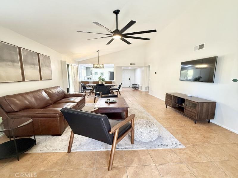 MLS #SB25142088 image #0