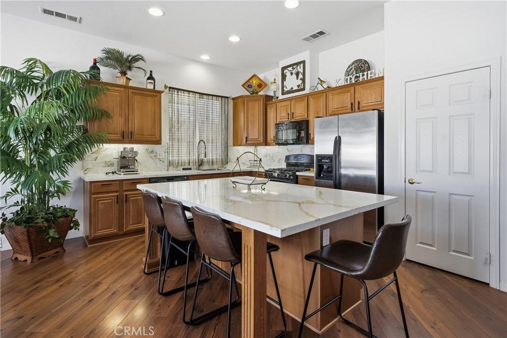 MLS #SB25242660 image #0