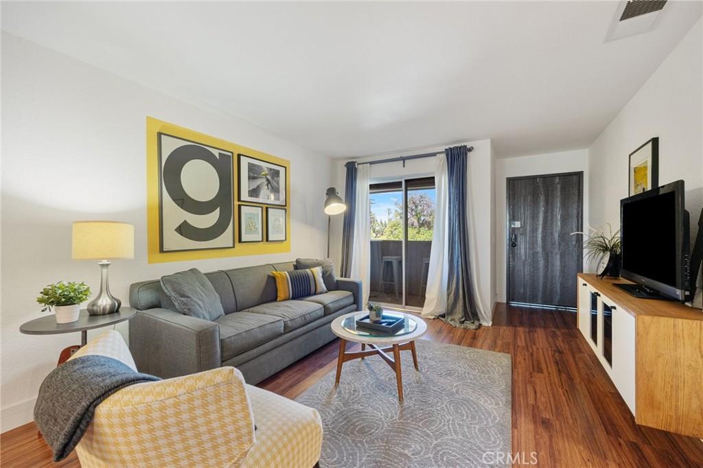 MLS #SR25135349 image #0