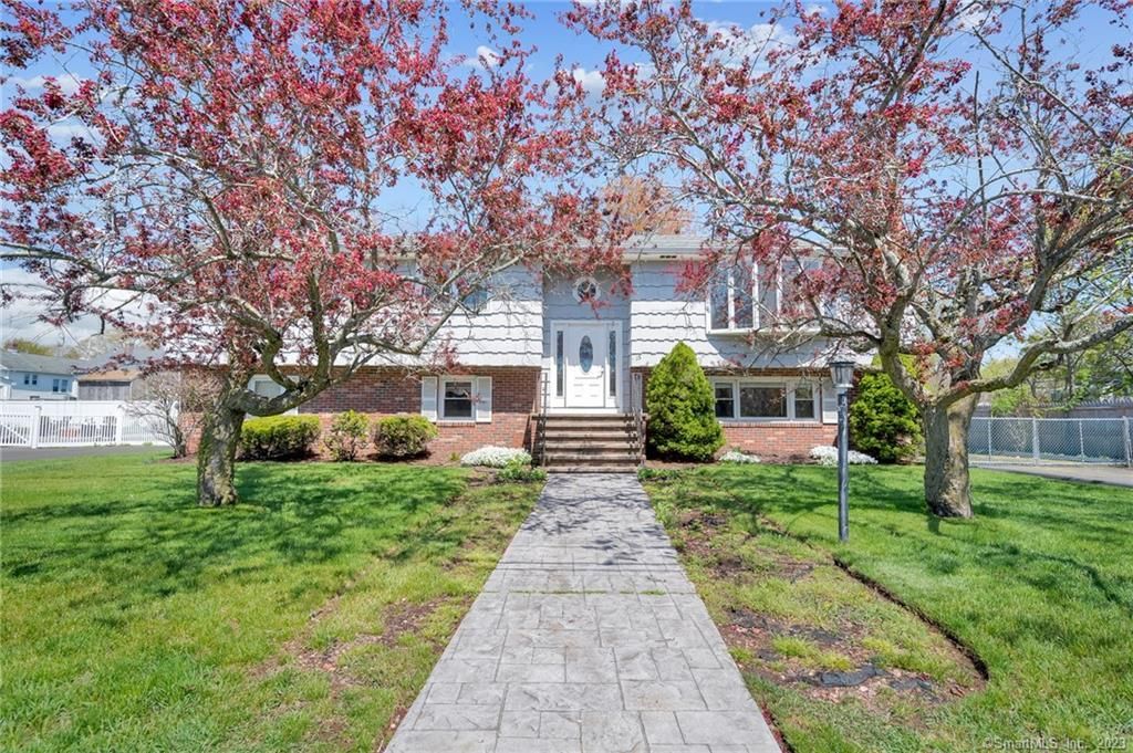 MLS #170569147 image #0