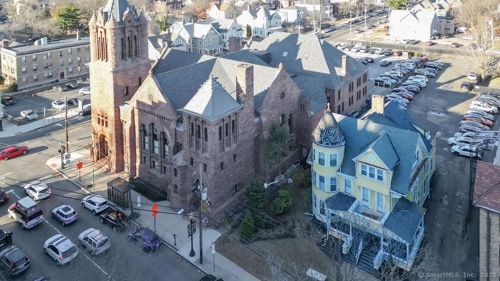 MLS #24042237 image #0