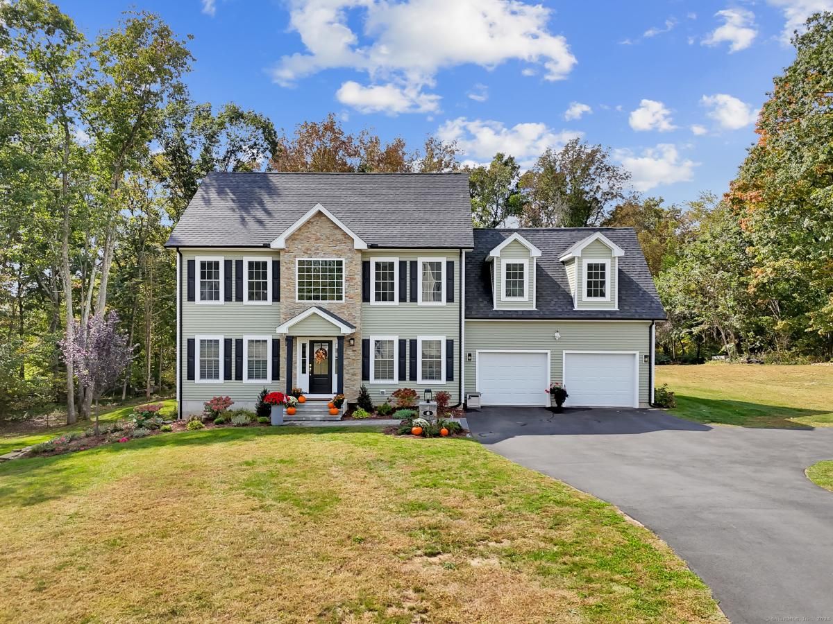 MLS #24049945 image #0