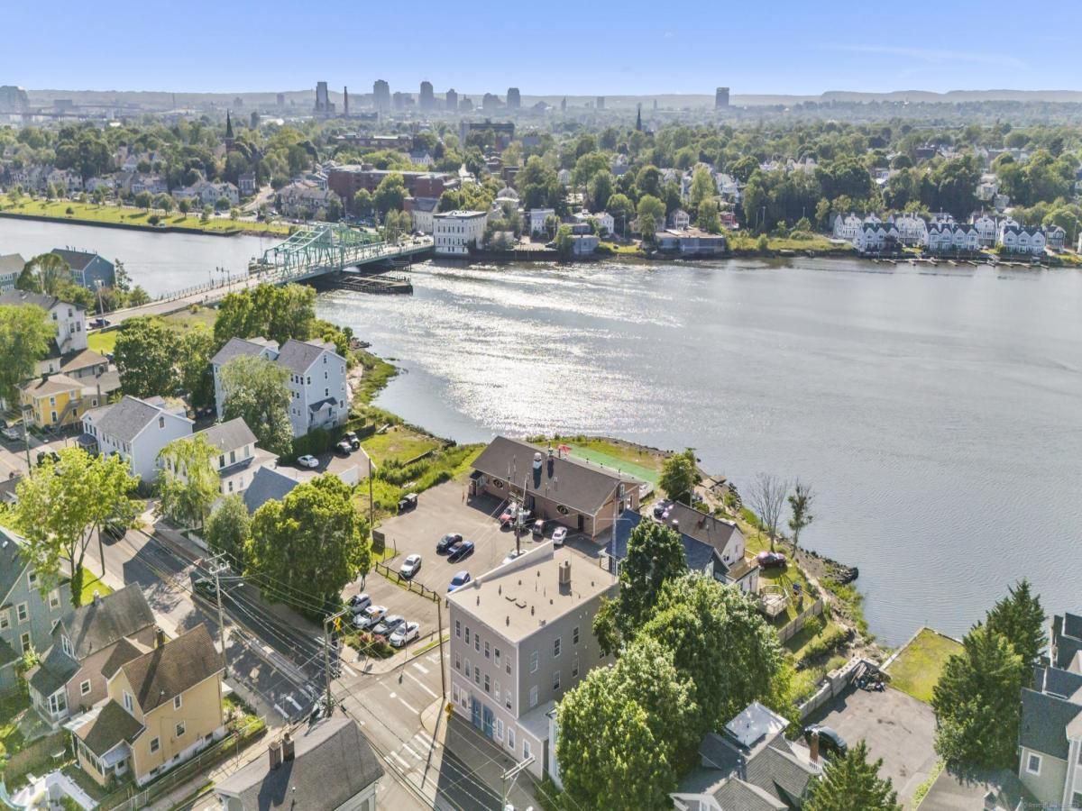 MLS #24102078 image #0