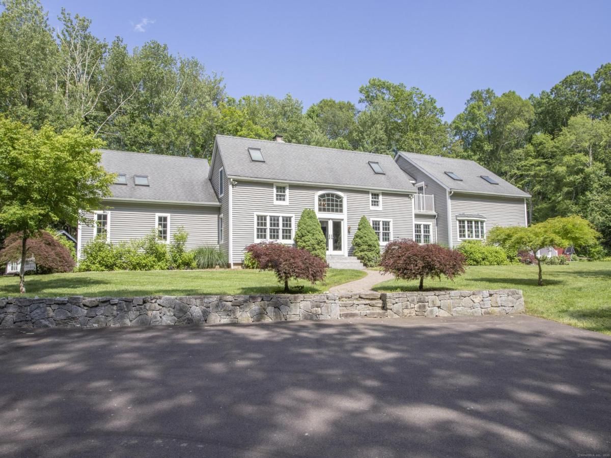 MLS #24105508 image #0