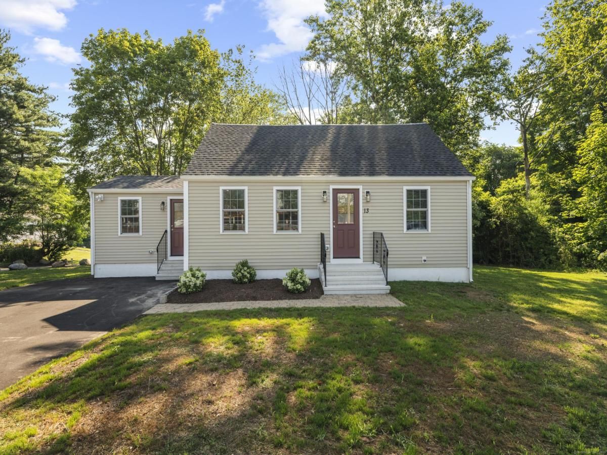 MLS #24108944 image #0