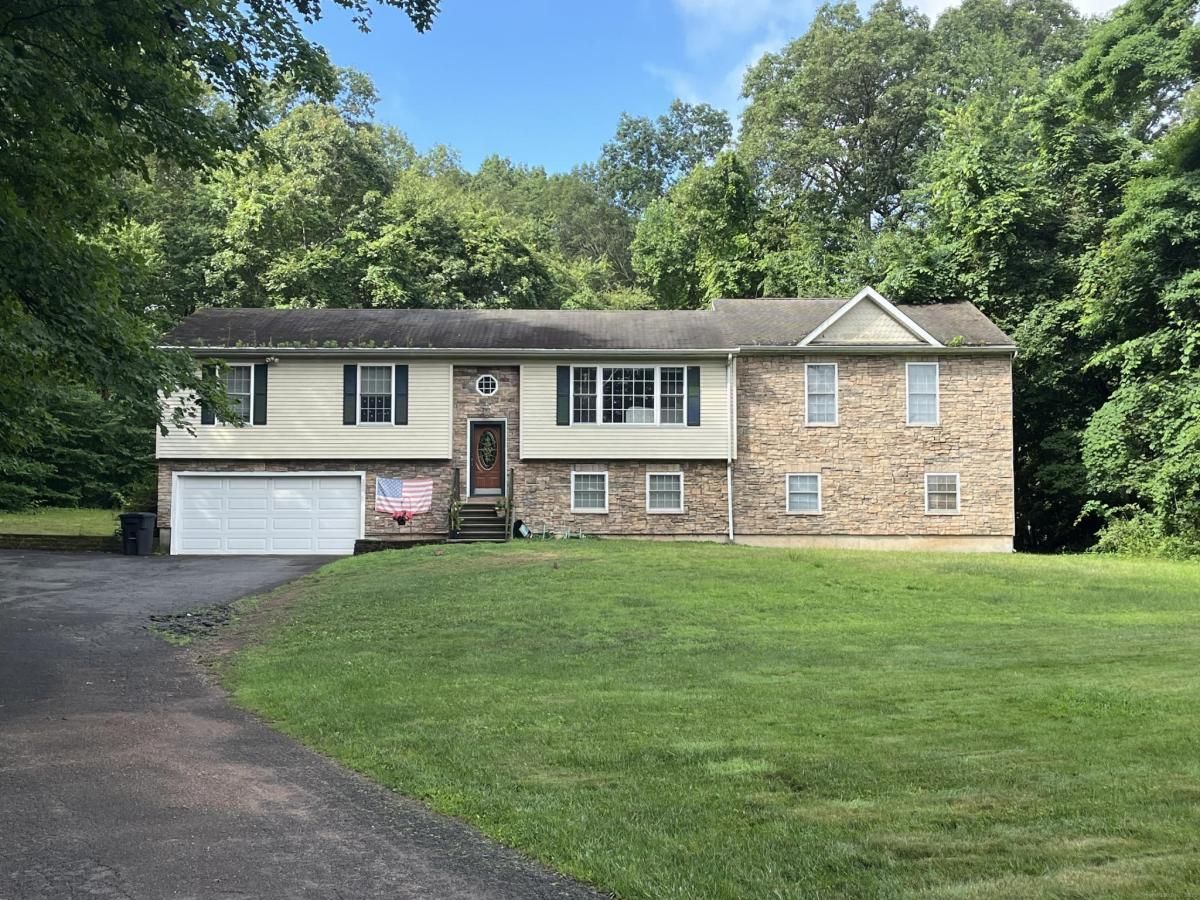 MLS #24111628 image #0