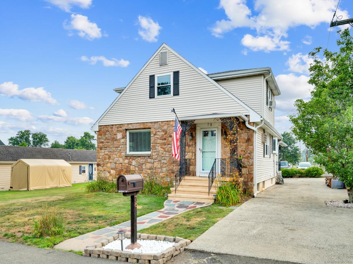 MLS #24113422 image #0