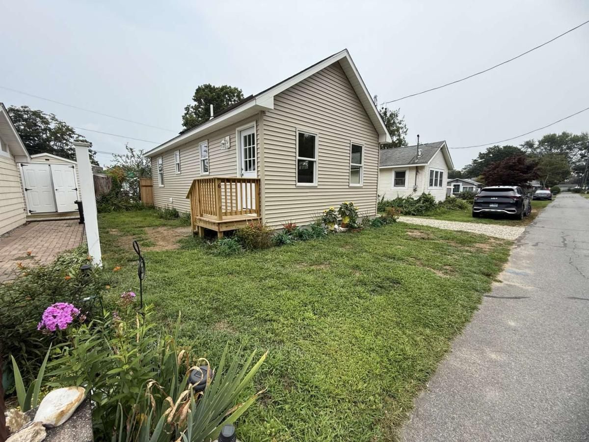 MLS #24117607 image #0