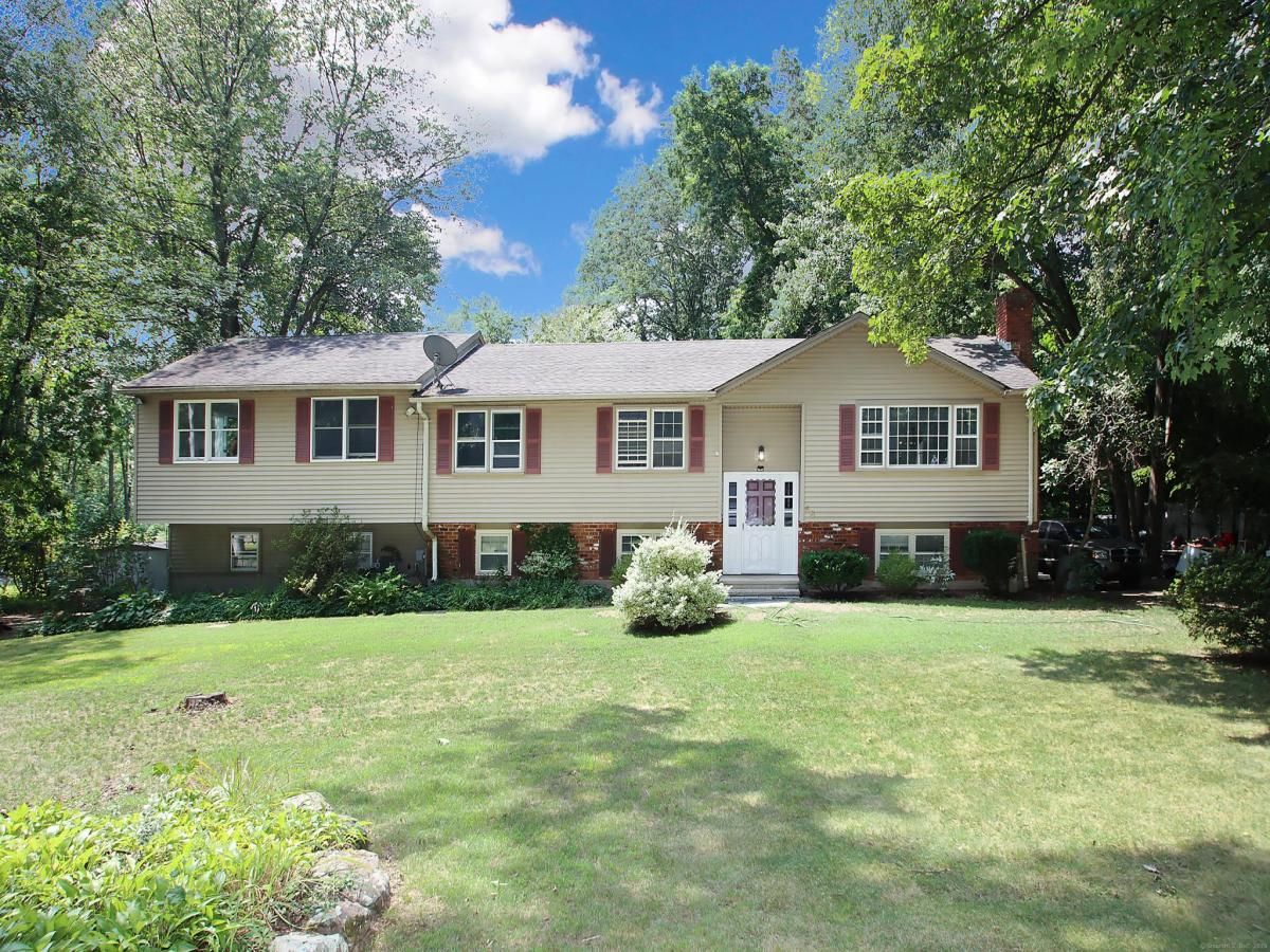 MLS #24117880 image #0