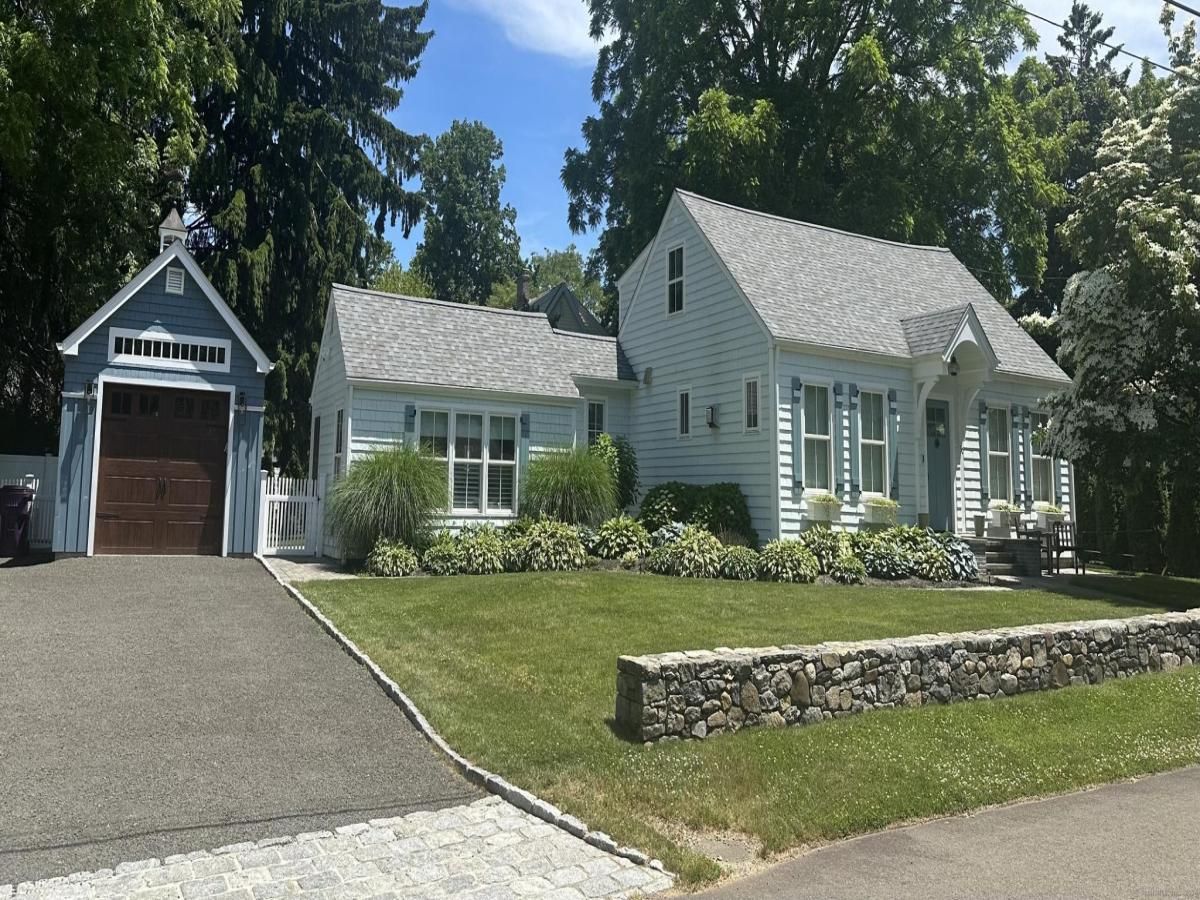 MLS #24119323 image #0