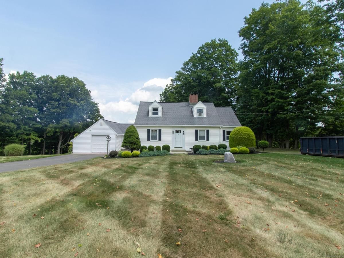 MLS #24119637 image #0