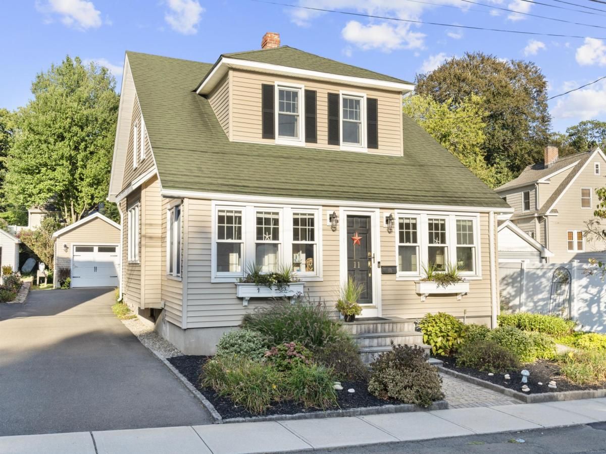 MLS #24122183 image #0