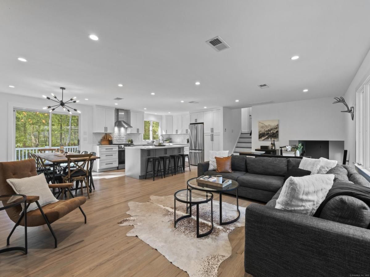 MLS #24124716 image #0