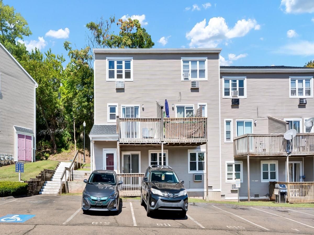 MLS #24125819 image #0