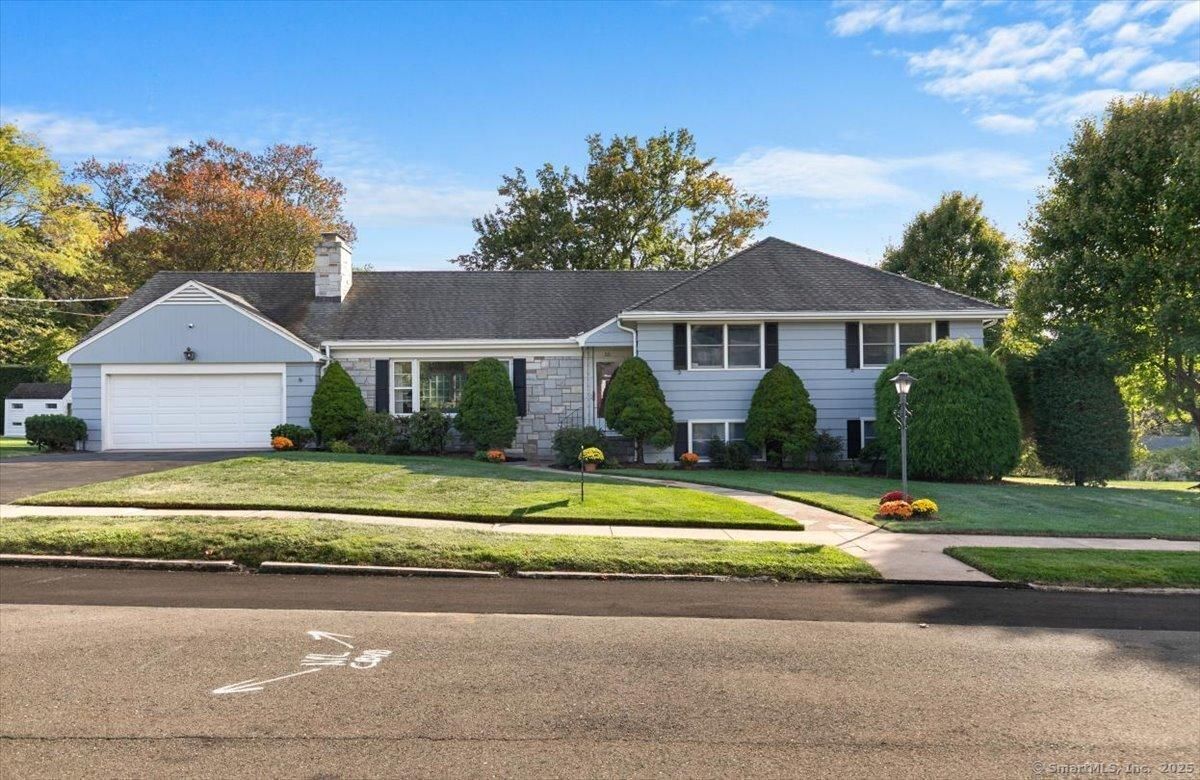 MLS #24129512 image #0