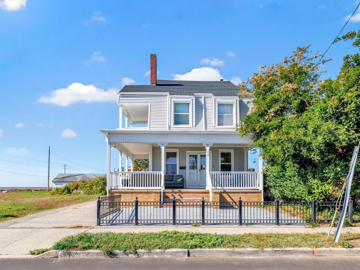 MLS #24131962 image #0