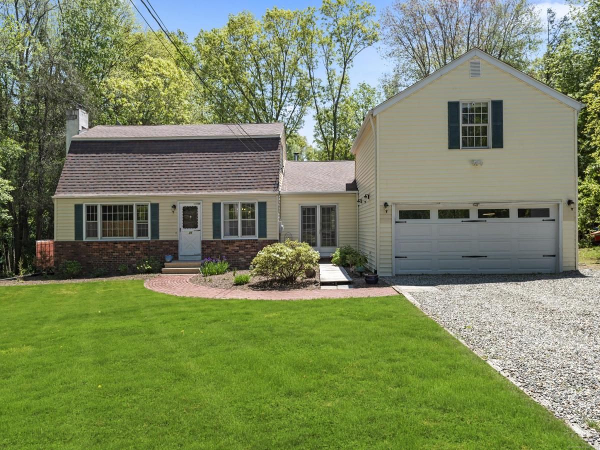 MLS #24134157 image #0