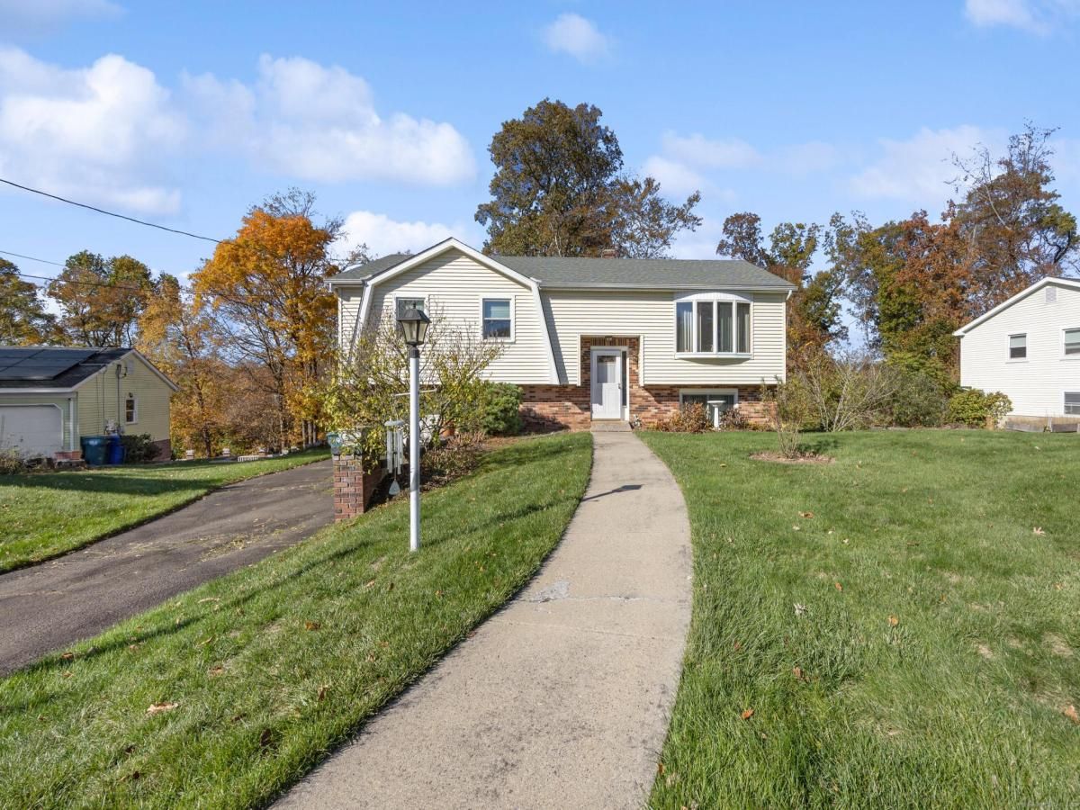 MLS #24135041 image #0