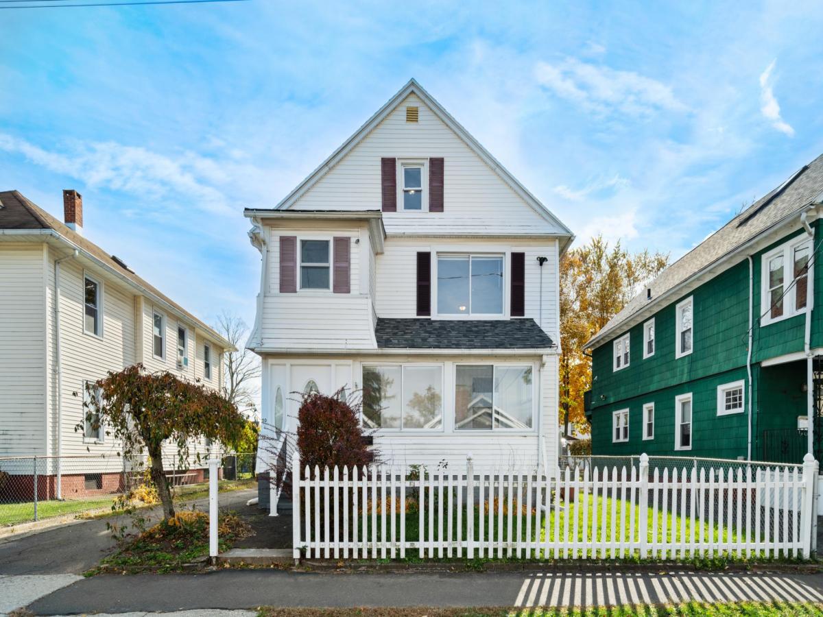 MLS #24136107 image #0