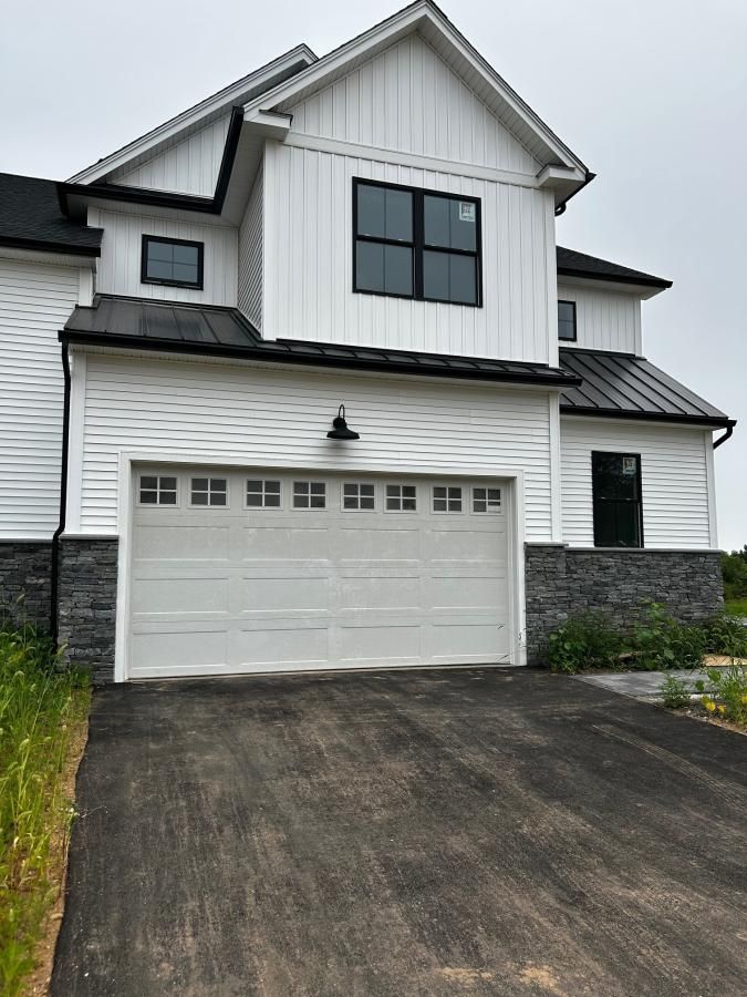 MLS #24139432 image #0