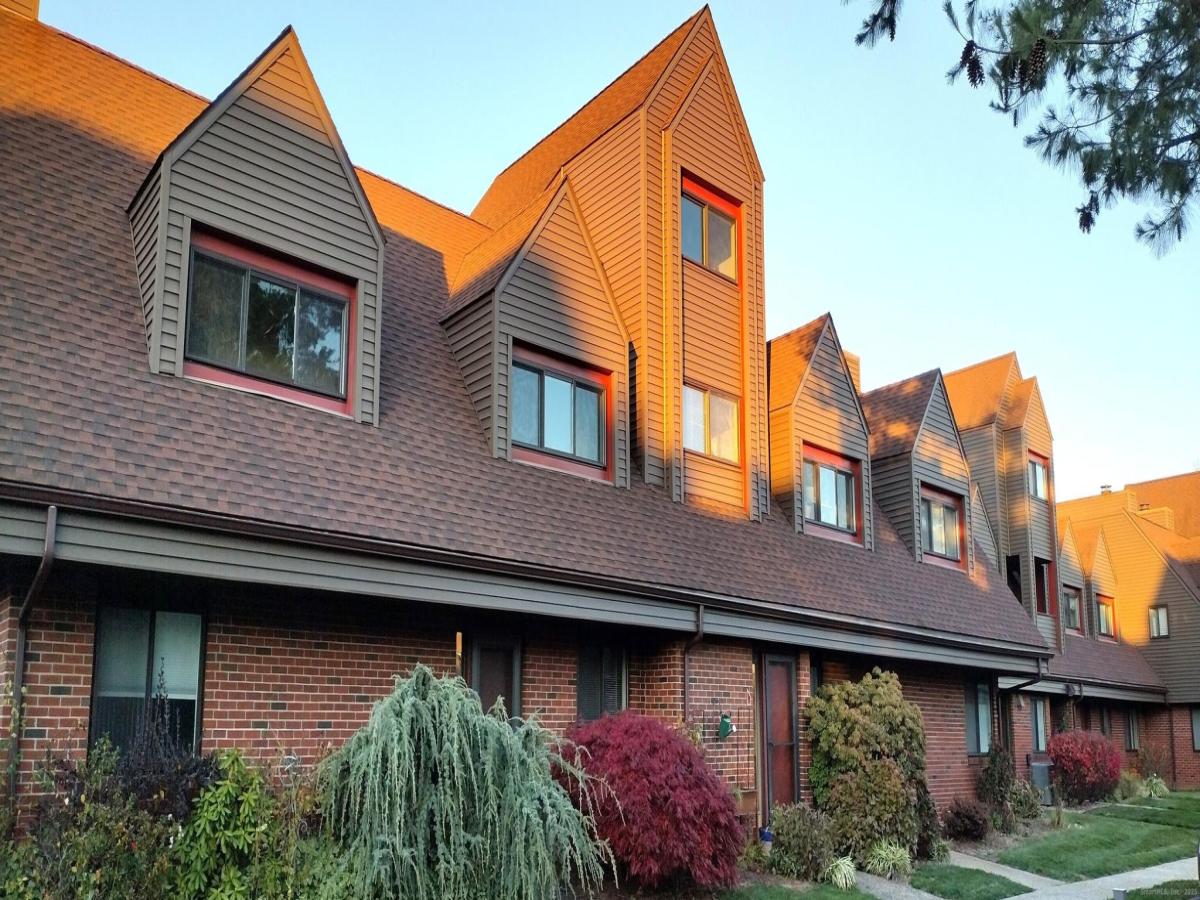 MLS #24141618 image #0