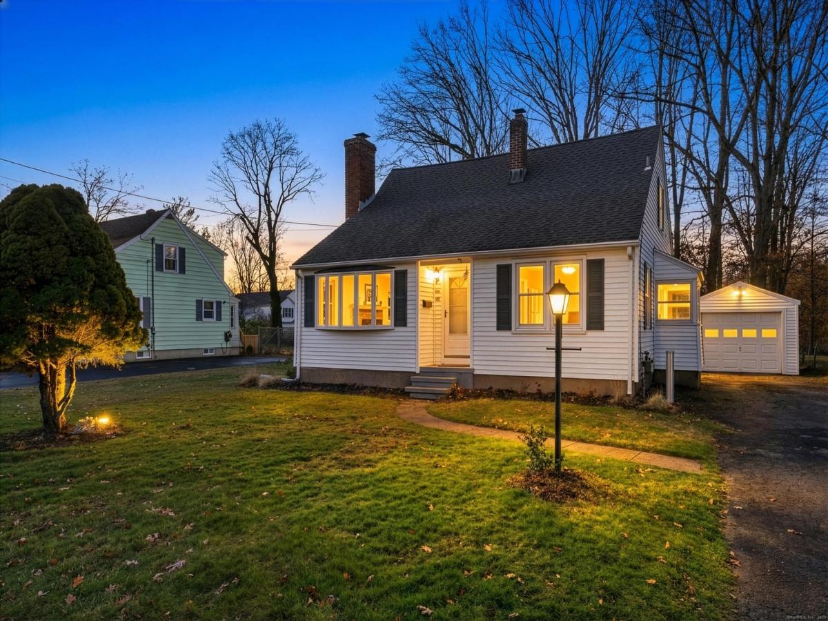 MLS #24143322 image #0