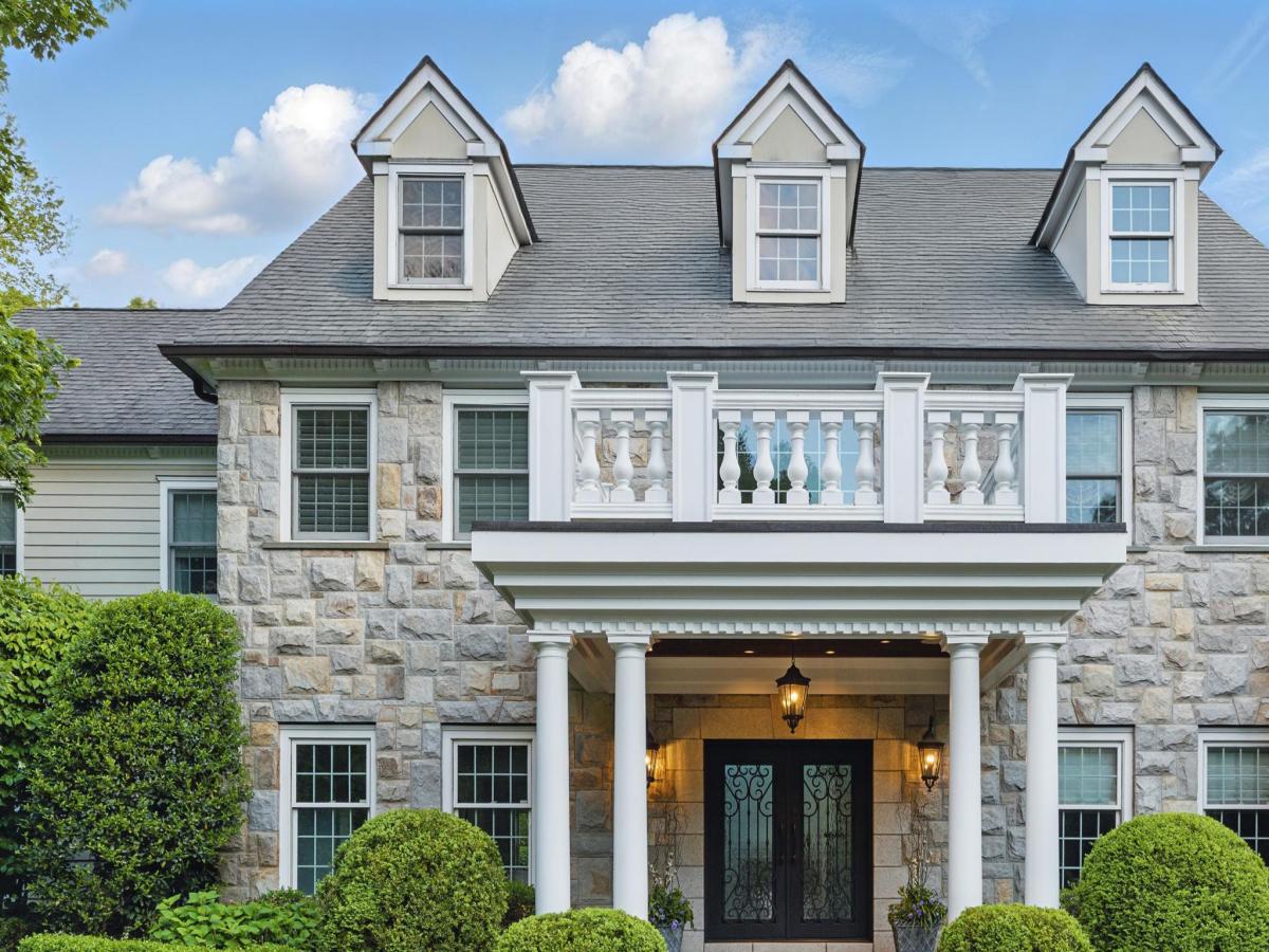 MLS #24169340 image #0