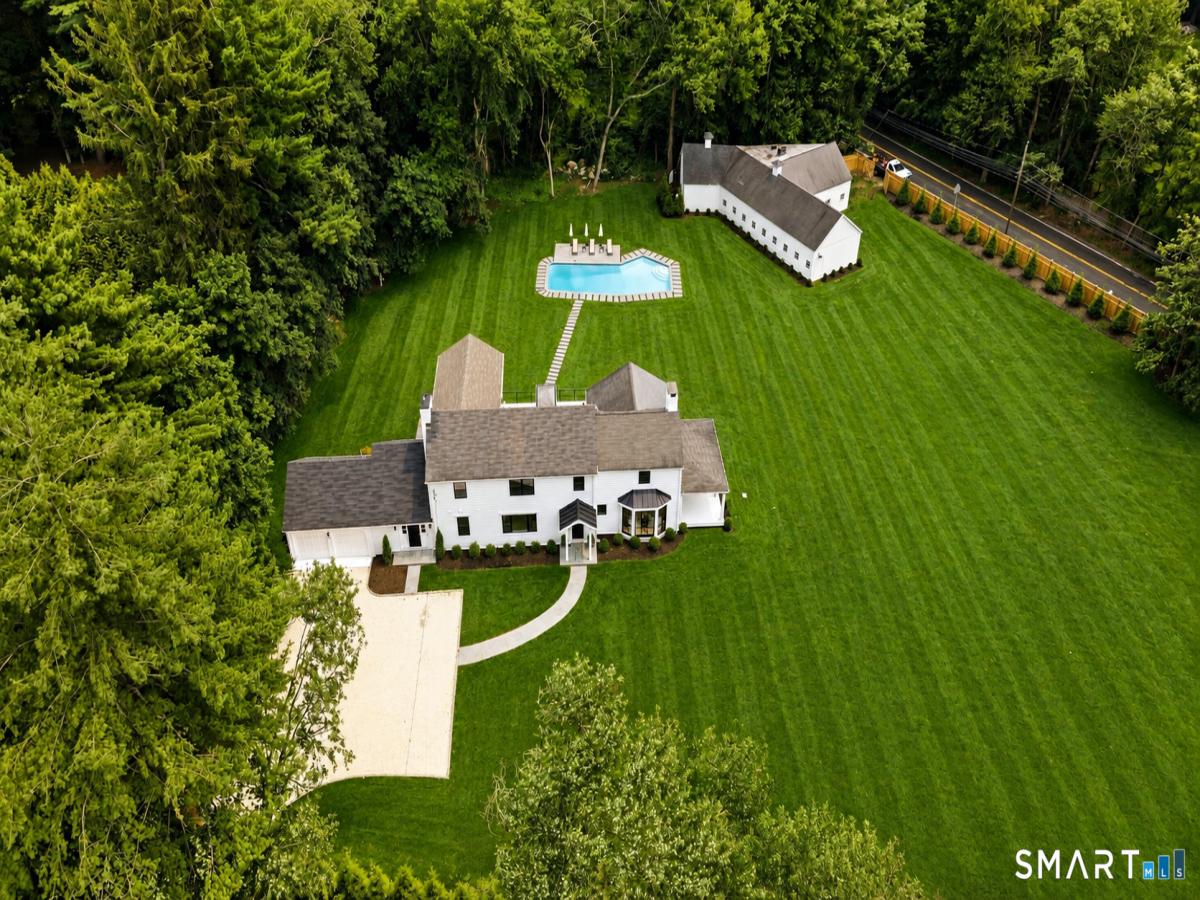 MLS #24181944 image #0