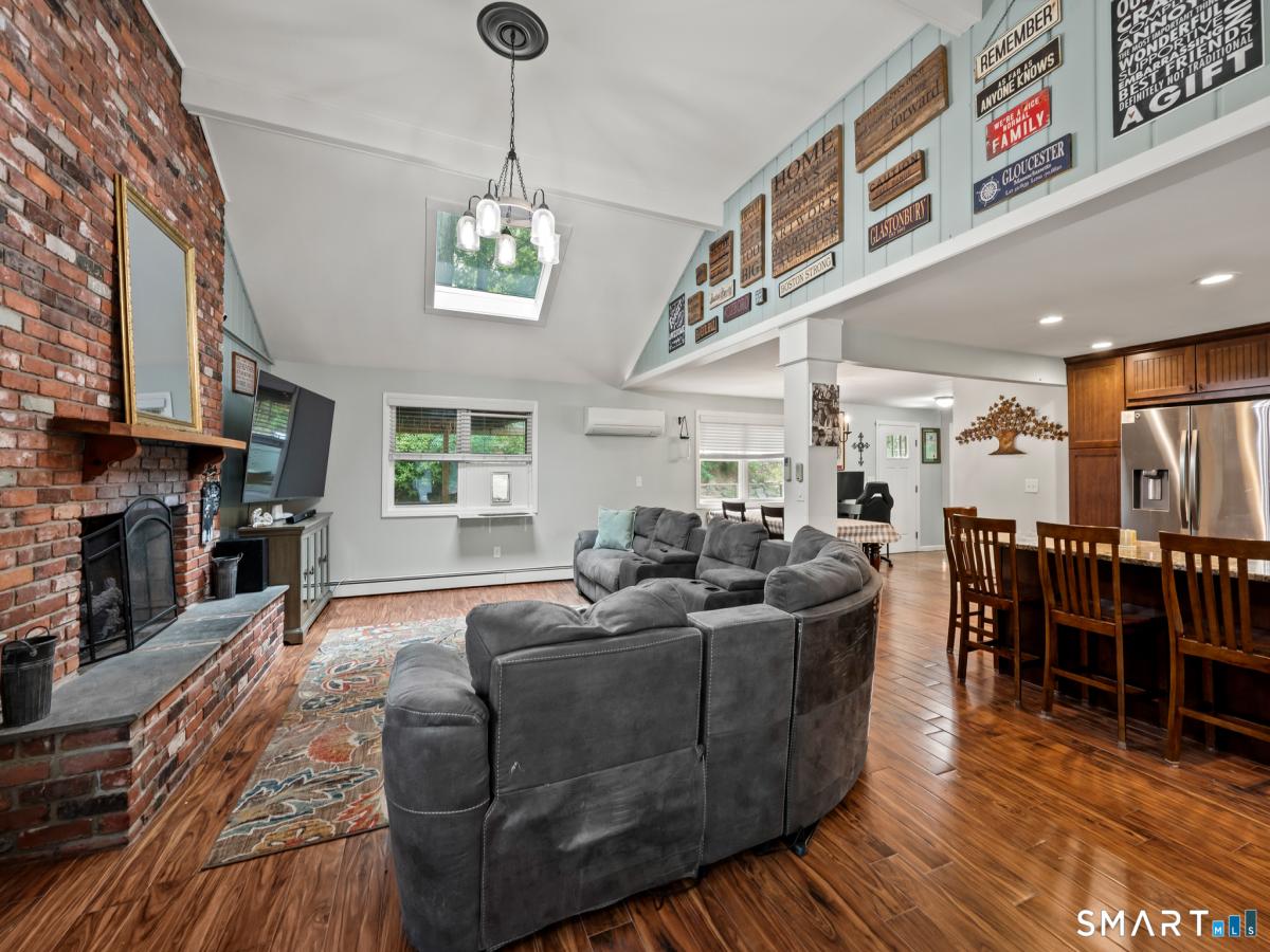 MLS #24182048 image #0