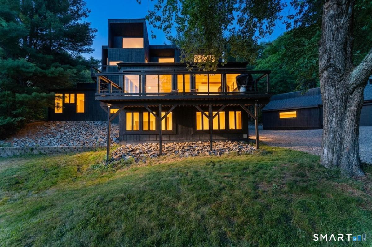 MLS #24189396 image #0
