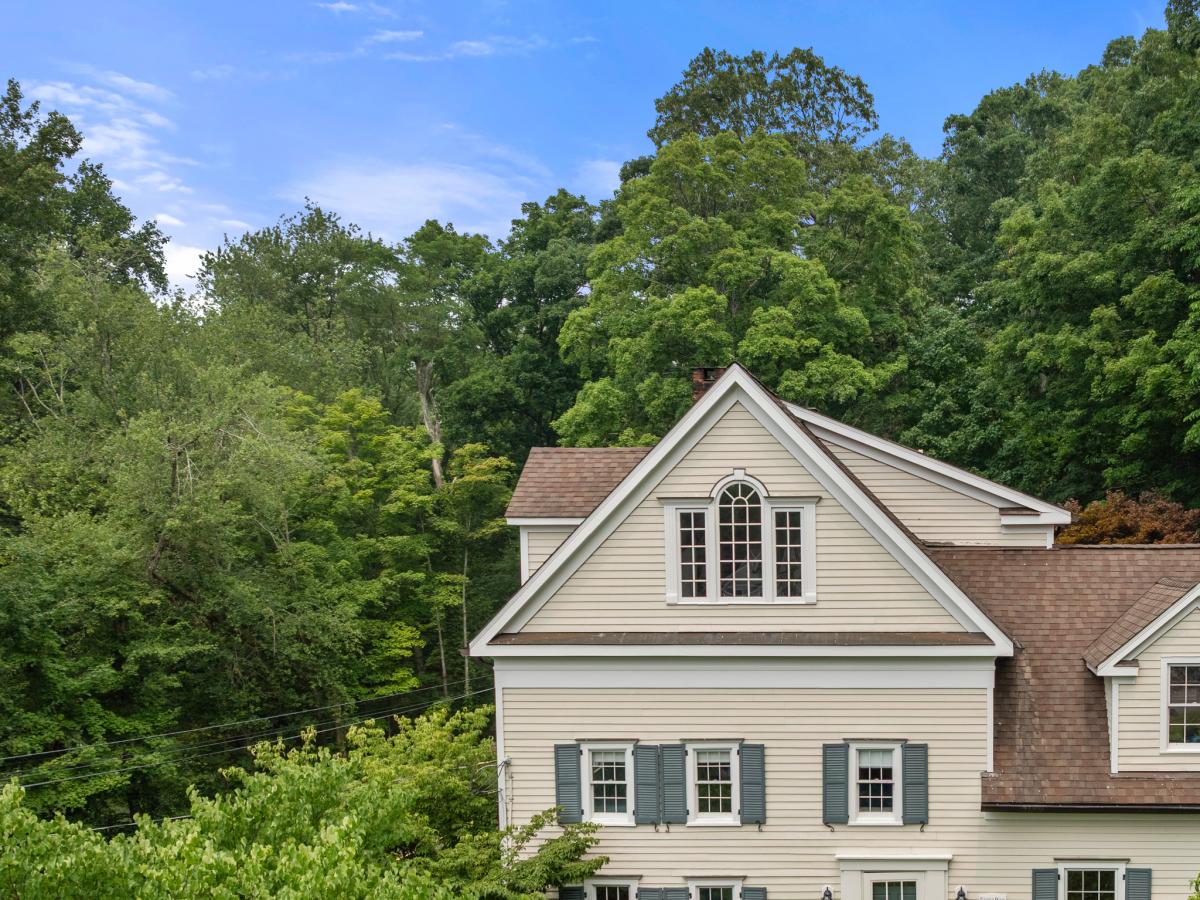 MLS #24189715 image #0