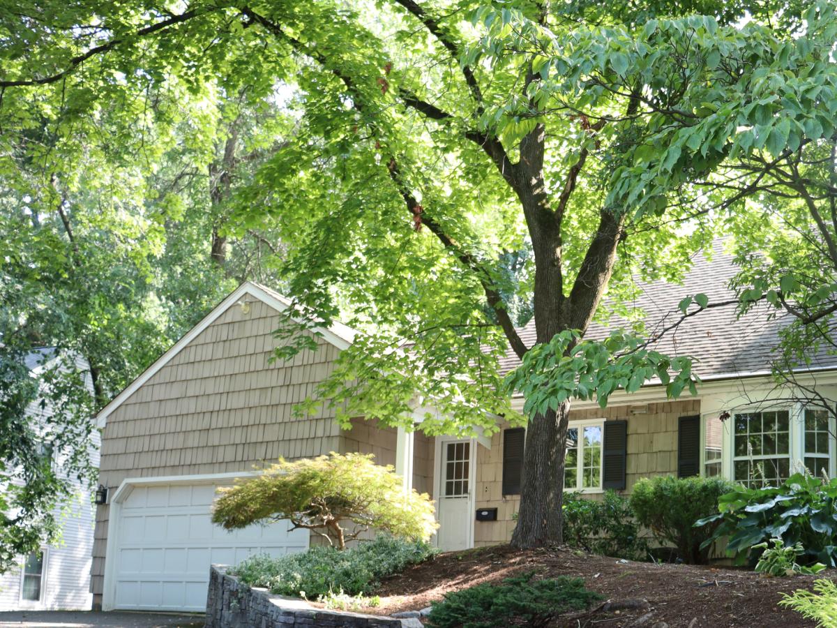MLS #24190775 image #0