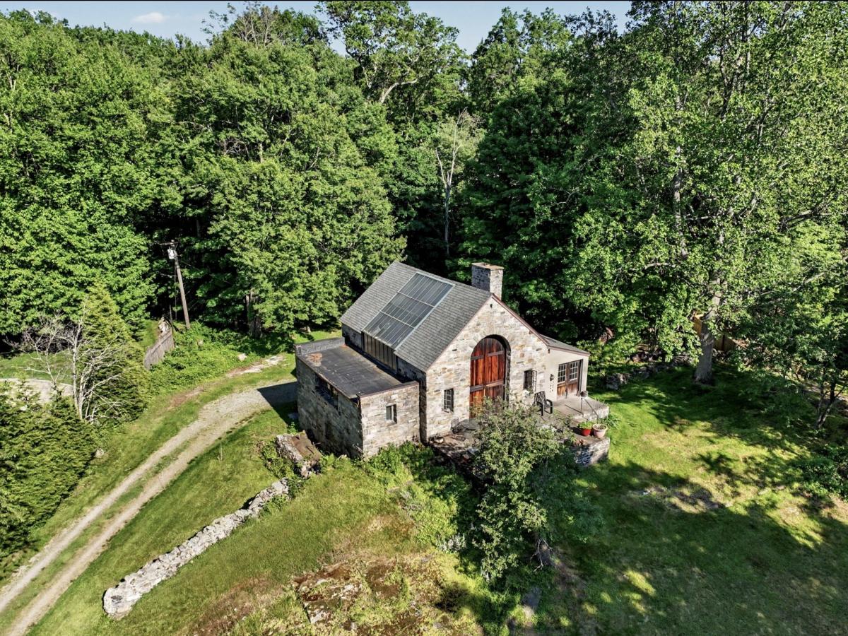 MLS #24191062 image #0