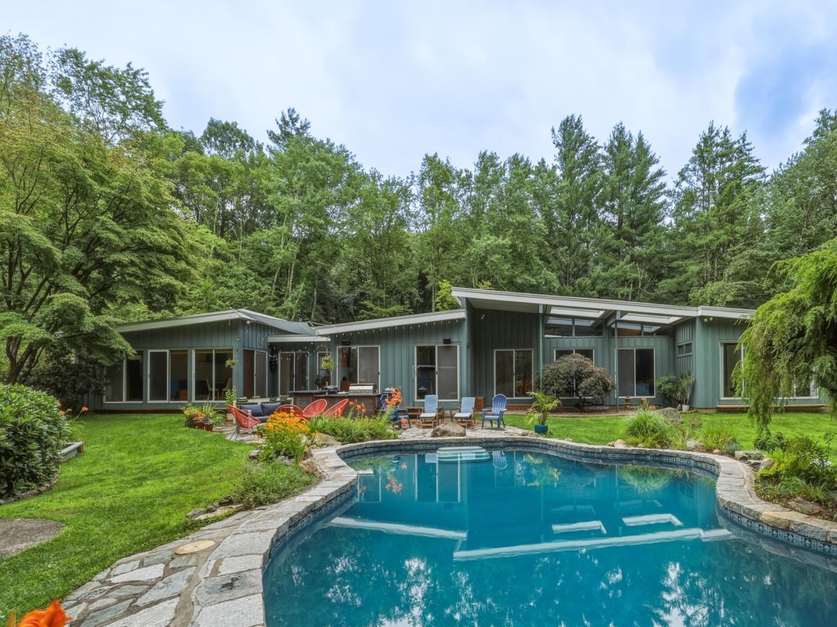 MLS #24193957 image #0