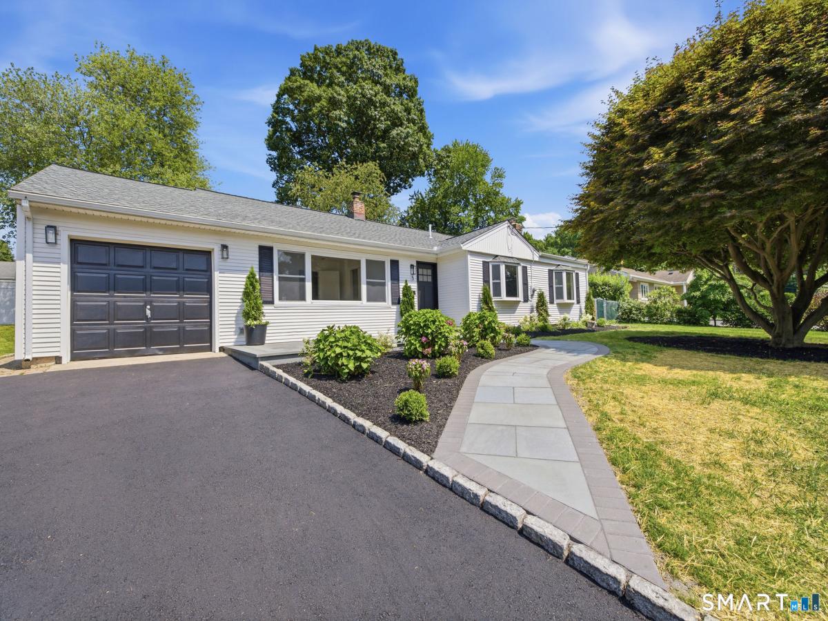 MLS #24194558 image #0
