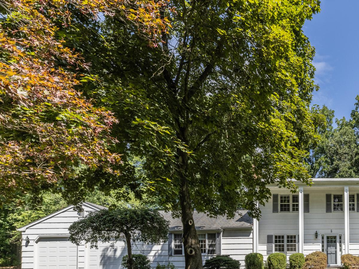 MLS #24194710 image #0