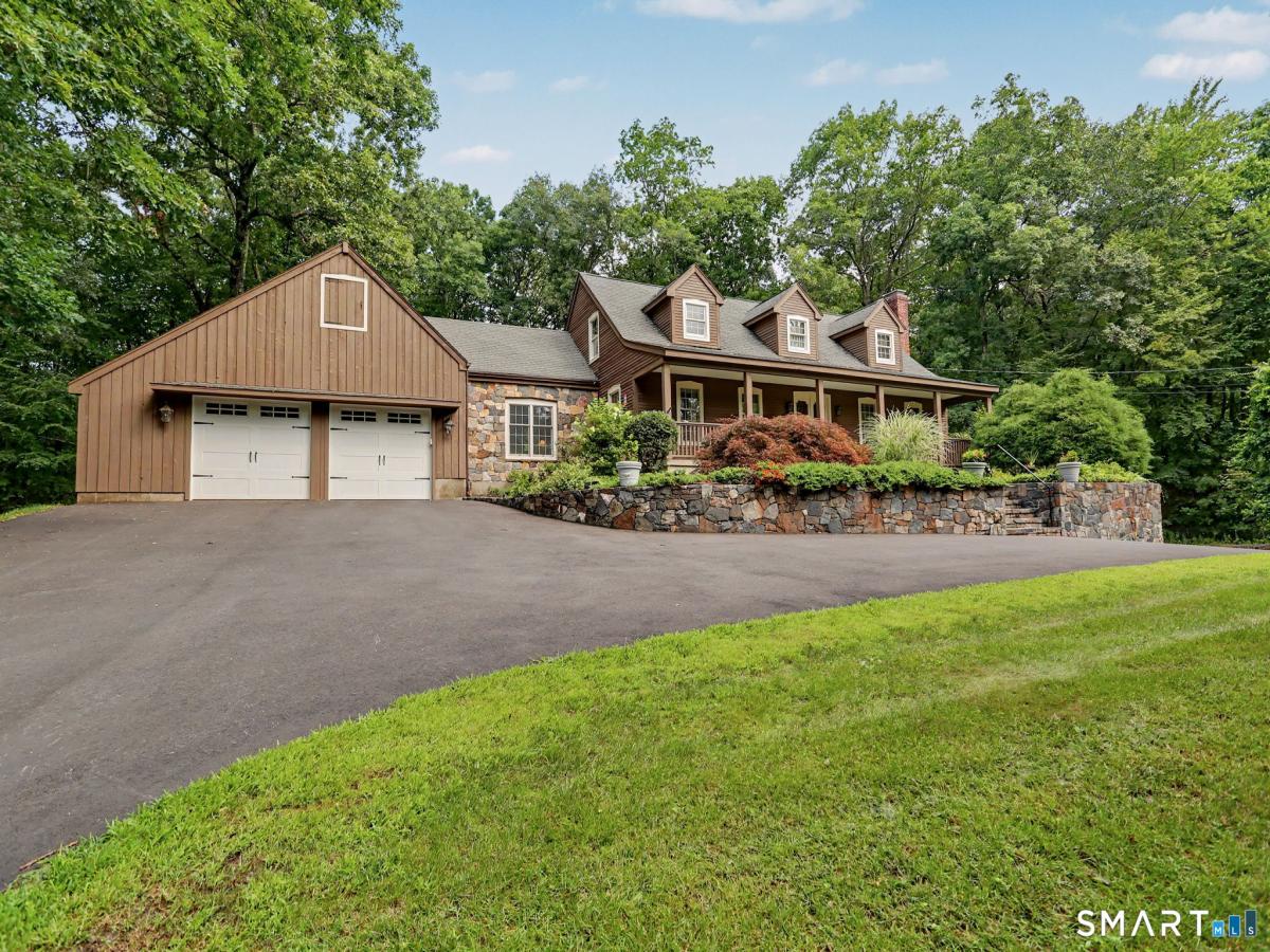 MLS #24194902 image #0