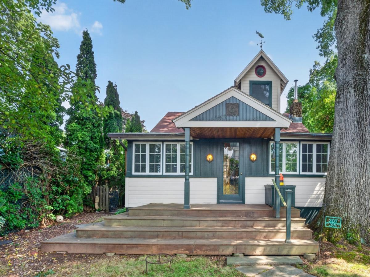 MLS #24195855 image #0