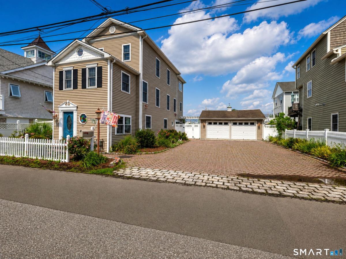 MLS #24198843 image #0