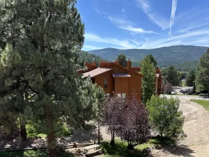 25 Jackson Hole Road