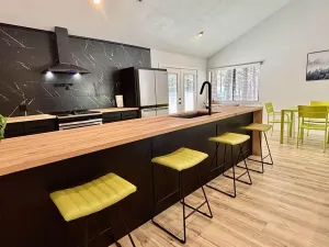 52 Knollwood