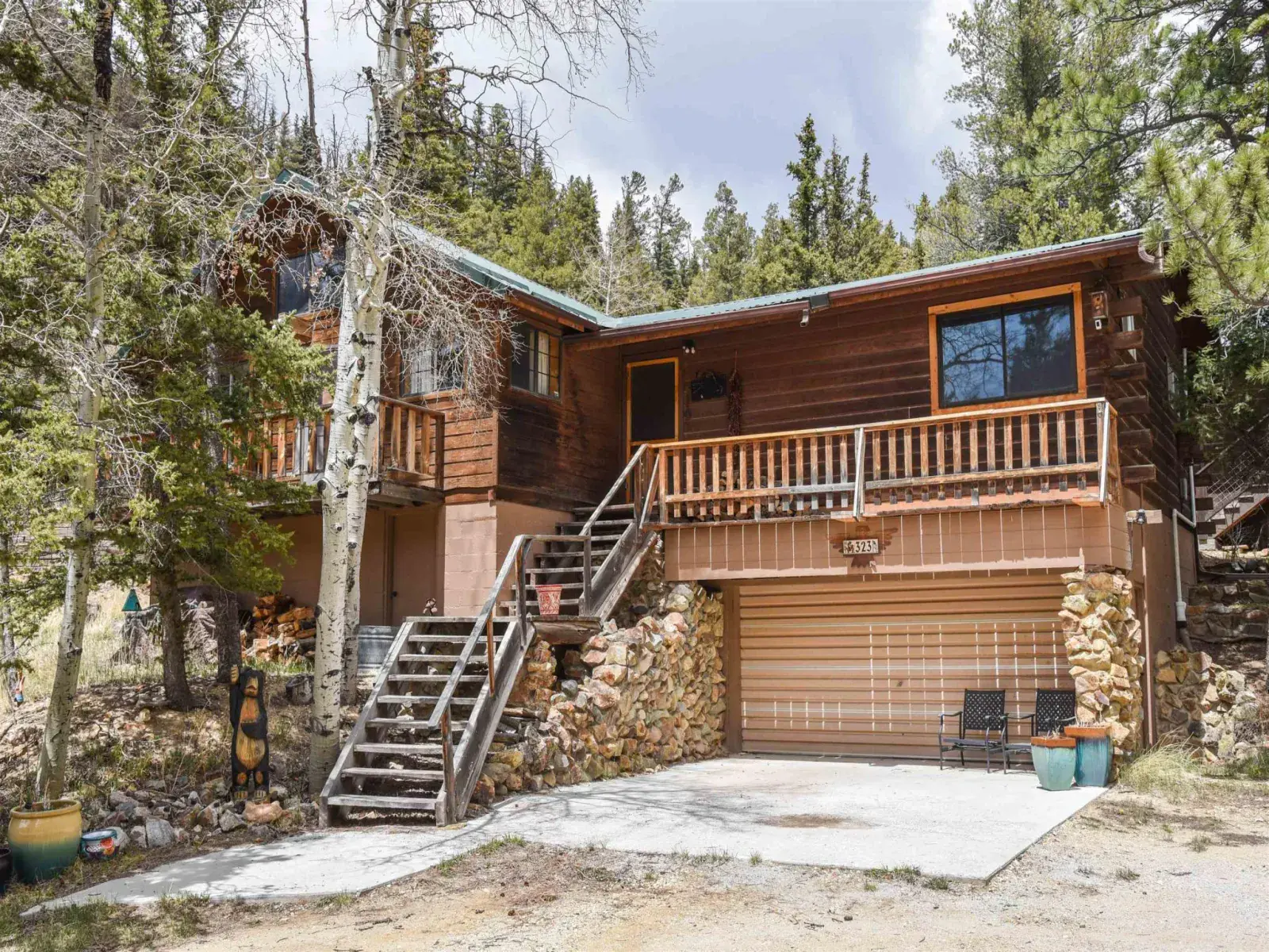 323 325 Bitter Creek