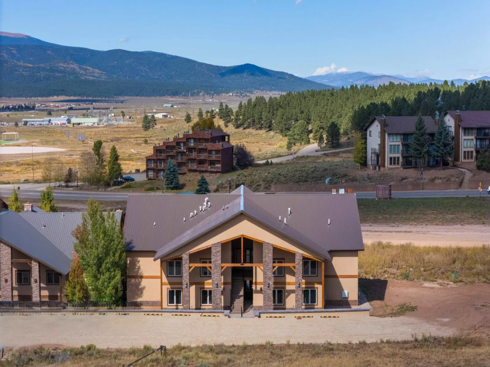 17 Winter Park Lane 2B