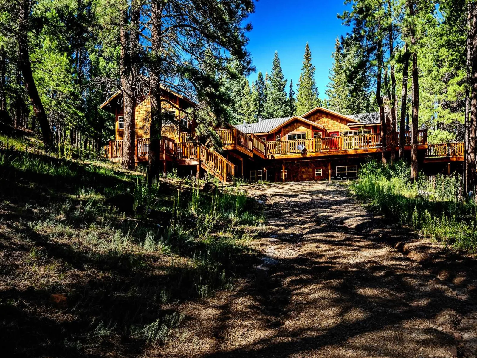 17 Winged Foot Way